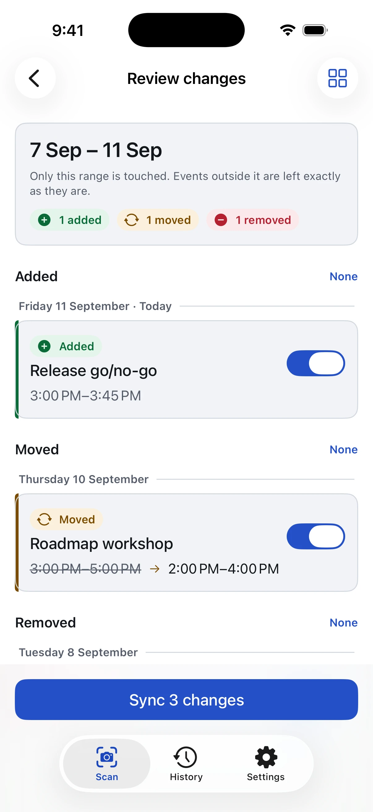 CalAround's change review for 7–11 September, showing 1 added, 1 moved, and 1 removed: Release go/no-go added on Friday, and Roadmap workshop moved from 3:00–5:00 PM to 2:00–4:00 PM on Thursday.